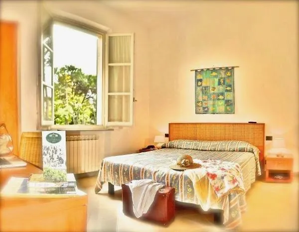 Hotel Villa Fiorisella Marina di Massa