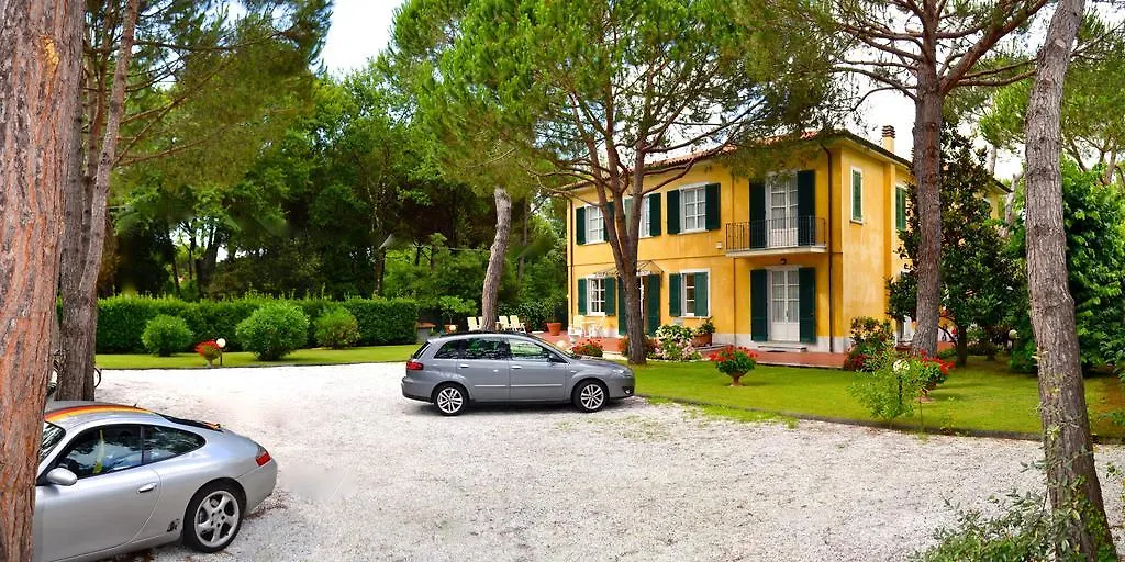 Hotel Villa Fiorisella Marina di Massa