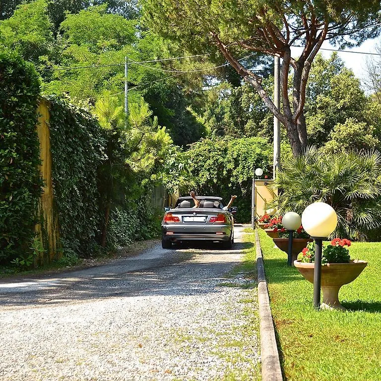 Hotel Villa Fiorisella Marina di Massa