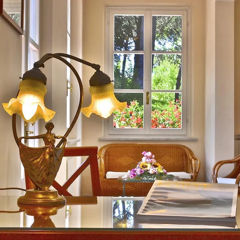 Hotel Villa Fiorisella Marina di Massa
