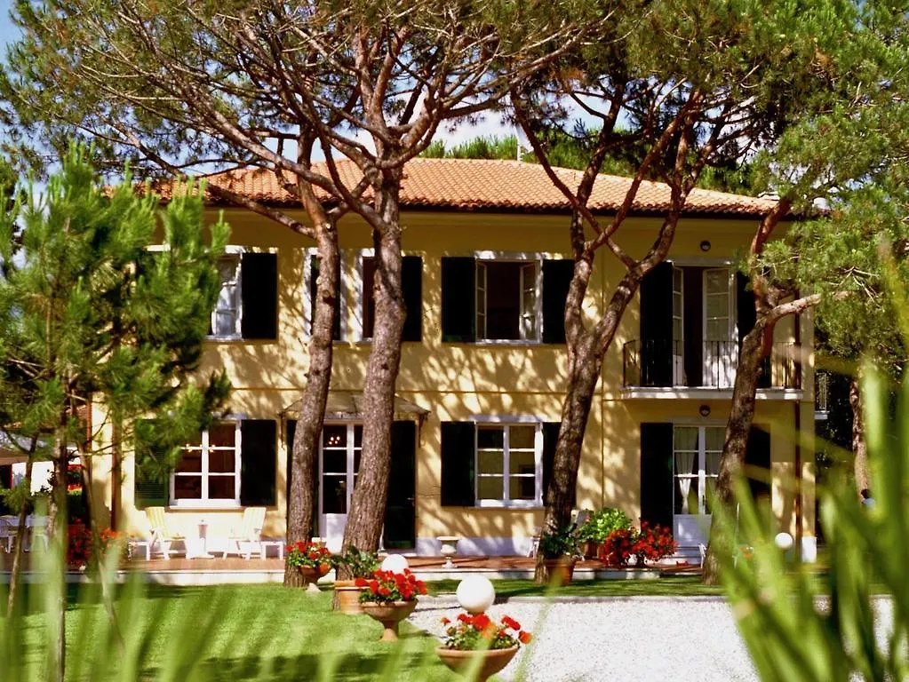 Hotel Villa Fiorisella contacts
